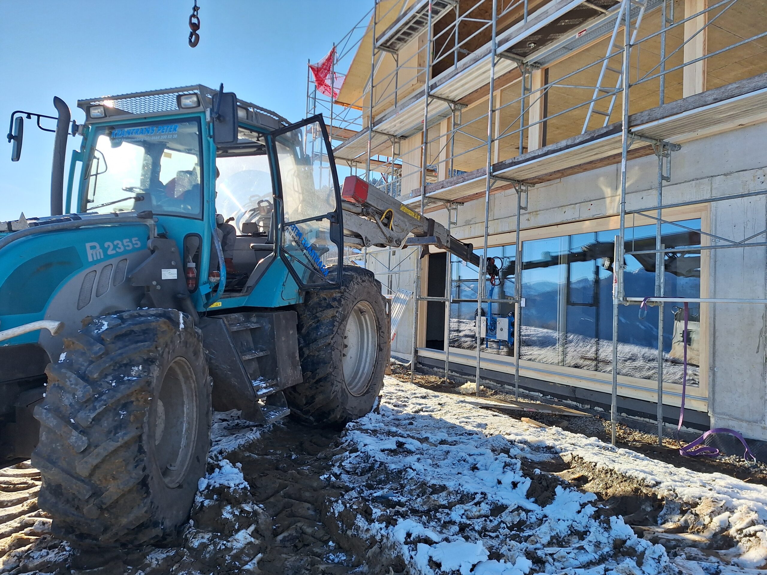 Kranarbeiten im Winter