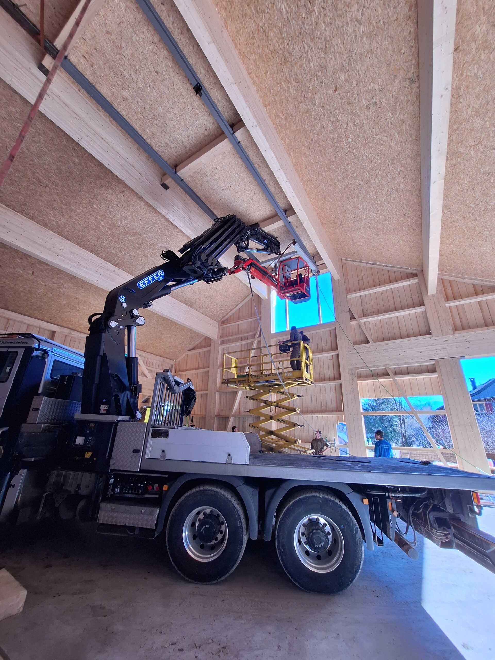 Kranarbeiten Hochbau im Bregenzerwald